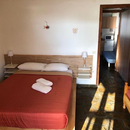 Sarizas Apartments Siviri Luaran gambar