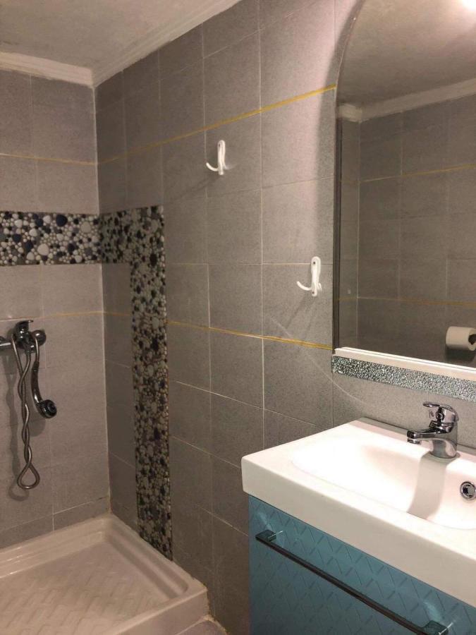 Sarizas Apartments Siviri Luaran gambar